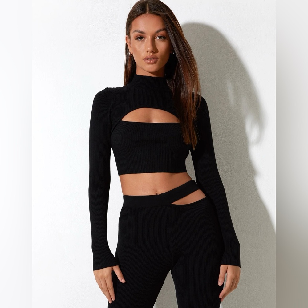 Motel Tronis Crop Top In Rib Black
